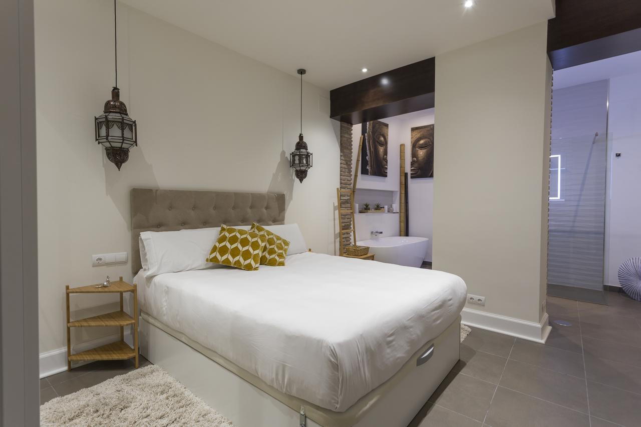 Iloftmalaga Puerta Nueva Apartment Luaran gambar