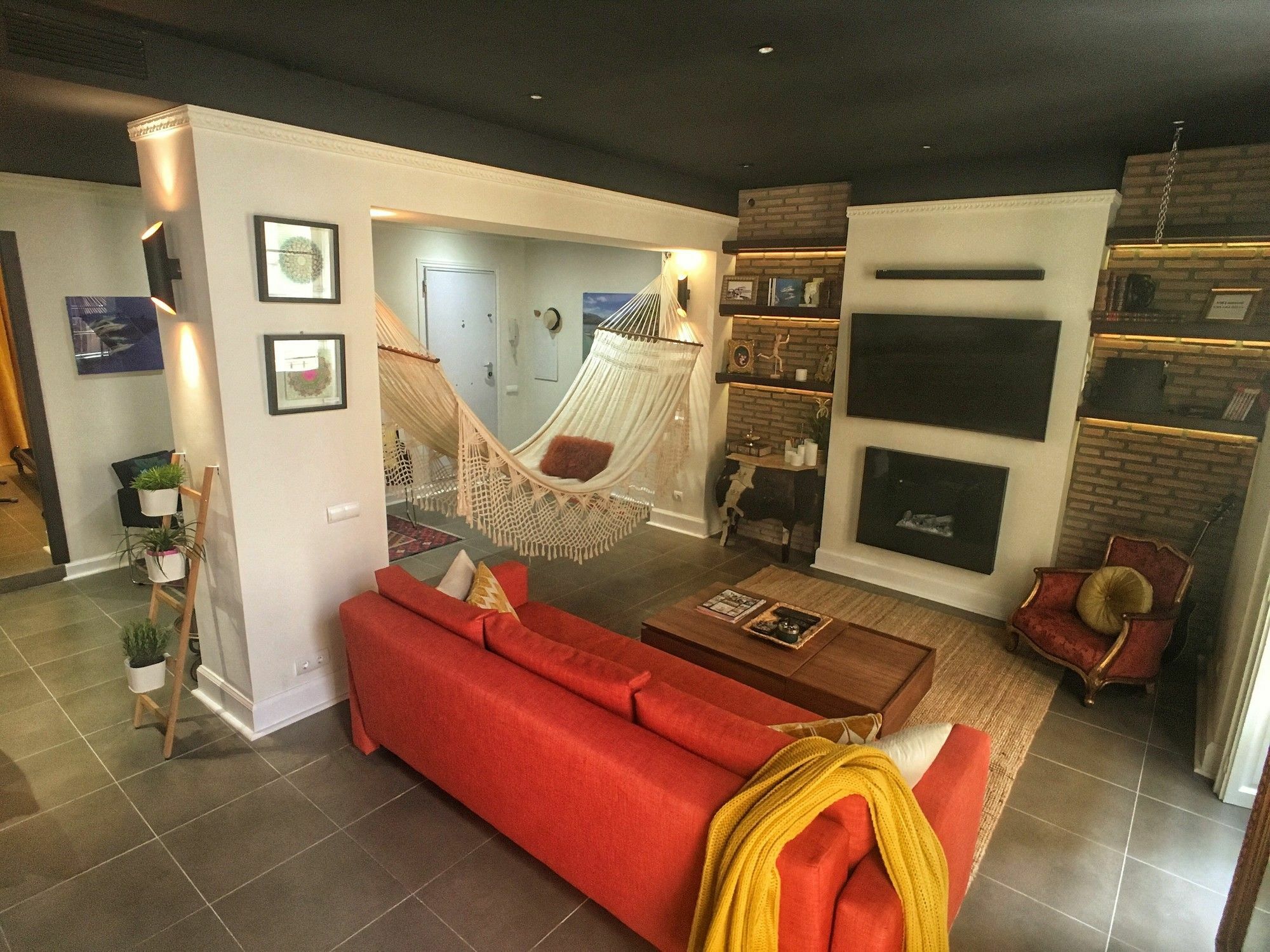 Iloftmalaga Puerta Nueva Apartment Luaran gambar